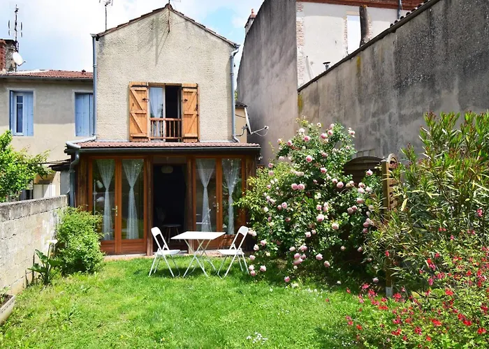 Agreable Maison De *